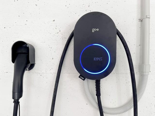La wallbox per la ricarica delle auto elettriche fino a 10 kW nel garage